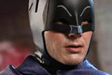 08-Figura-Batman-1966-hot-toys-DC-Comics.jpg