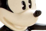 02-mickey-pie.jpg