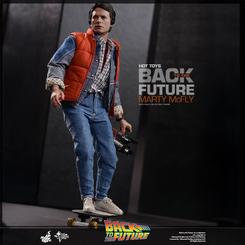 Espectacular figura Movie Masterpiece Edición Limitada de Marty McFlay basada en la película Regreso al Futuro interpretado por Michael J. Fox, la figura ha sido creada por la firma Hot Toys.