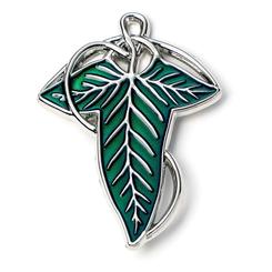 Déjate seducir por la chapa "The Leaf of Lorien" inspirada en El Señor de los Anillos. Esta cautivadora pieza de metal, con dimensiones de 5 x 4 cm, es un accesorio imprescindible para cualquier aficionado a la saga. 
