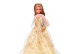 04-Barbie-Signature-Mueca-2023-Holiday-Barbie-3.jpg