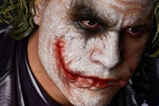 01-Busto-Premium-The-Joker-s.jpg