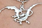 02-colgante-metalico-Smaug-el-hobbit-noble-collection.jpg