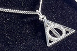 03-Colgante-Swarovski-Crystals-Deathly-Hallows.jpg