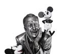 07-d100-walt-con-mickey-mouse.jpg