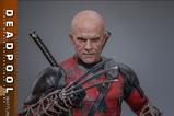 03-Deadpool--Wolverine-Movie-Masterpiece-16-Deadpool-Battling-Version-31-cm.jpg