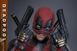 09-Deadpool--Wolverine-Movie-Masterpiece-16-Deadpool-Battling-Version-31-cm.jpg