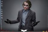 13-El-Caballero-oscuro-Figura-DX-16-The-Joker-Bank-Robber-Version-30-cm.jpg