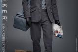 19-El-Caballero-oscuro-Figura-DX-16-The-Joker-Bank-Robber-Version-30-cm.jpg