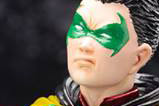 04-Figura-artfx-Robin-Damian-Wayne.jpg