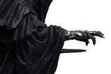 04-La-Triloga-de-El-Seor-de-los-Anillos-Estatua-Ringwraith-at-the-Prancing-Pony.jpg