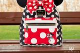 01-Mini-Mochila-Minnie-Rocks.jpg