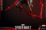 04-SpiderMan-2-Figura-Video-Game-Masterpiece-16-Peter-Parker-Superior-Suit-30.jpg