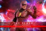 02-The-Flash-Figura-Movie-Masterpiece-16-The-Flash-Young-Barry-Deluxe-Version.jpg