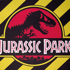 Preciosa alfombra inspirada en el logo de la mítica saga de Jurassic Park, ideal para decorar tu rincón preferido, da un toque de cine a tu habitación. 