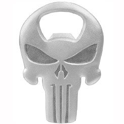 Abridor de botellas con la forma de la calavera de The Punisher de Marvel, realizado en metal a presión con una longitud aproximada de 10 cm.