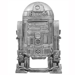 Abridor de botellas con la forma de R2-D2, realizado en metal a presión con una longitud aproximada de 10 cm.,