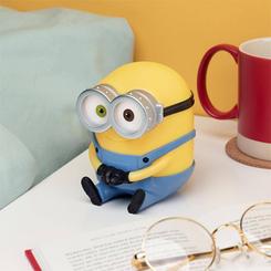 Dale vida a tu espacio con la divertida y encantadora Lámpara de Escritorio Despicable Me Minions. Con esta lámpara, tendrás a uno de tus personajes favoritos de los Minions iluminando tu habitación, agregando una dosis de alegría y diversión a tu entorno