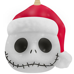 Divertido adorno de Navidad de Jack Skellington basado en la pelicula Pesadilla antes de Navidad. Pon un toque Disney a tu árbol de Navidad con este preciosos adorno