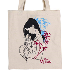 Bolsa oficial de Mulan, basada en el popular personaje de la factoría Disney. La bolsa está realizada en algodón. Esta bolsa es ideal para hacer tus compras del día a día.