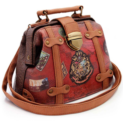 ¿Te gusta Harry Potter y el look vintage? Entonces este precioso bolso de Doctor Railway es el complemento ideal. Este precioso bolso está basado en la saga de Harry Potter creado por la escritora J.K. Rowling