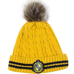 Réplica oficial del gorro con pompon de Cedric Diggory y de todos los estudiantes de la casa Hufflepuff. Realizada en material acrílico, con los colores y el emblema de la casa Hufflepuff.