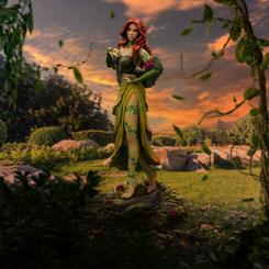 Imagina tener en tus manos la estatua 1/10 Art Scale de Poison Ivy, una obra de arte en poliresina que captura la esencia de esta emblemática villana de DC Comics. 