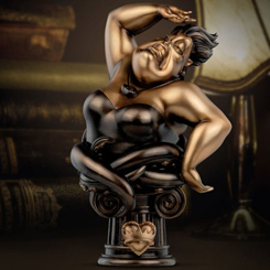 Uno de los productos más destacados es el busto de PVC de Ursula, la bruja del mar que mide 16 cm de altura. Ursula tiene una expresión maliciosa y una pose elegante, con sus tentáculos rodeando la base. 