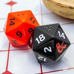 Añade un toque de magia a tu mesa con este salero y pimentero de Dungeons & Dragons. Estos no son tus saleros y pimenteros comunes, ¡son dignos de una auténtica campaña de rol! 