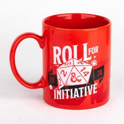 ¡Lanza los dados y rueda para la iniciativa! Con la taza Roll for Initiative de Dungeons & Dragons, estarás preparado para comenzar cualquier aventura con estilo. Esta taza de cerámica de alta calidad tiene una capacidad de 0,32 litros 