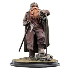 La estatua Gimli El Señor de los Anillos 1/6 parece detenida en mitad de la cacería, con el peso del hacha y la mirada clavada en el horizonte. Esta estatua de Gimli 27 cm transmite tensión, carácter y una presencia compacta que llena la vitrina