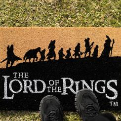 Bienvenidos a la tierra de los Anillos con nuestro Precioso Felpudo The Lord of the Rings! Inspirado en la saga épica de J.R.R. Tolkien, este felpudo es la elección perfecta para dar la bienvenida a tus invitados. 