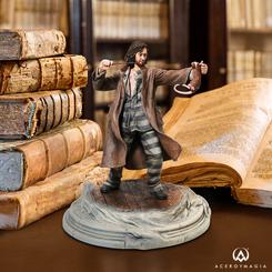 Añade un toque de magia y aventura a tu colección con esta impresionante figura de Sirius Black, el padrino de Harry Potter y un mago formidable con la habilidad de transformarse en perro. 