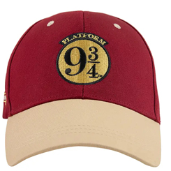 Hazte con un pedazo de la magia de Hogwarts con esta increíble gorra con el logo del Hogwarts Express, inspirada en la saga de Harry Potter. Esta no es una gorra común y corriente; es un verdadero tributo al mundo mágico que todos amamos.