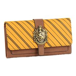 Si la paciencia, la justicia y la lealtad son tu bandera, este monedero oficial de Hufflepuff™ te representa al 100%. Con sus tonos amarillo y negro, y el escudo metálico de la casa, es ideal para quienes valoran la amistad