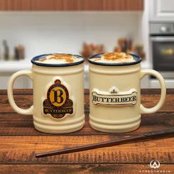 Disfruta la auténtica esencia del mundo mágico con esta Jarra de Cerveza de Mantequilla (Butter Beer) de Harry Potter. Inspirada en la icónica bebida de Las Tres Escobas, esta taza con diseño de jarra captura el encanto de Hogsmeade