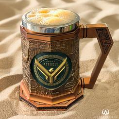 Esta taza oficial de Dune rinde homenaje al estilo único de Arakais con su diseño geométrico. Está realizada en resina esculpida y cada taza está delicadamente pintada a mano para lograr un detalle inmaculado. 