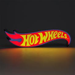 Ilumina tu espacio con la energía y la emoción de Hot Wheels gracias a la impresionante Lámpara del Logo Hot Wheels. Con un diseño llamativo y vibrante, esta lámpara añade un toque de aventura y diversión a cualquier habitación.