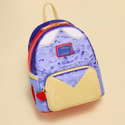 Un destello de cuento cobra forma en la Mochila Blancanieves Disney Loungefly de 26?cm (26,86×?11,43×?26,67cm): una mini pieza de terciopelo suave combinada con adornos de piel sintética (poliuretano) 