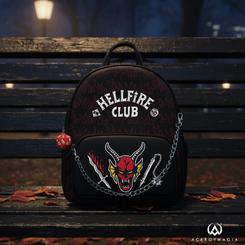 Edición icónica para llevar Hawkins en el día a día: esta mochila Stranger Things “Hellfire Club” combina estilo y resistencia en un formato compacto de 23×27×11,5 cm, ideal para calle