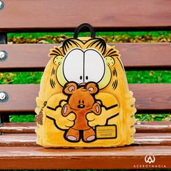 Imagina llevar contigo la esencia del divertido mundo de Garfield y su fiel compañero Pooky con la Mochila Garfield and Pooky de Nickelodeon by Loungefly. Esta encantadora mochila, con licencia oficial