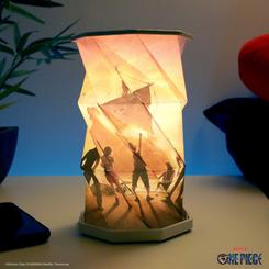 El espíritu aventurero de la tripulación del Sombrero de Paja ilumina cualquier estancia gracias a esta lámpara plegable de One Piece, un accesorio compacto de 15,5 × 12,5 × 2,5 cm 