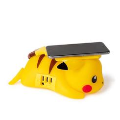 ¿Eres un fan de Pokémon y necesitas cargar tu smartphone de manera inalámbrica? ¡Tenemos una solución para ti! Presentamos el cargador inalámbrico Pikachu de Pokémon, con licencia oficial, que cuenta con dos puertos USB 