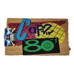 Prepárate para viajar en el tiempo con el felpudo Cafe 80 de Regreso al Futuro. Este felpudo, con licencia oficial, es mucho más que una simple alfombra: es un homenaje a la icónica película que ha marcado a generaciones.