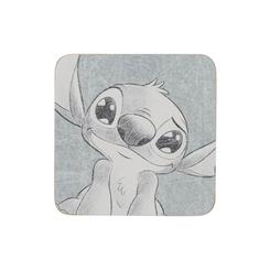 Agrega un toque divertido a su hogar con estos posavasos de melamina Disney Stitch. Con el adorable extraterrestre de la película Lilo y Stitch, estos posavasos te harán sonreír cada vez que los uses.