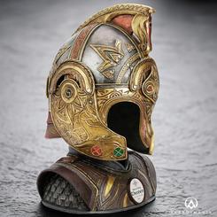 Admira la majestuosidad del casco de Théoden con esta impresionante réplica oficial basada en la saga de "El Señor de los Anillos". Diseñado con atención a cada detalle, este casco cautivará a los seguidores de la épica historia de Tolkien.