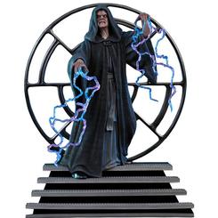 El Emperador Palpatine cobra vida en esta imponente estatua de 40 cm a escala 1/6, que rememora su momento más icónico en “Star Wars: Episode VI – Return of the Jedi”. Confeccionada en poliresina 