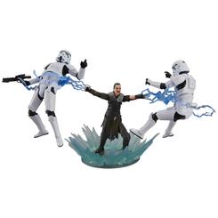Poder desatado en tu vitrina: el Set Starkiller & Stormtroopers – The Force Unleashed condensa la energía del videojuego en una escena de 15 cm que luce brutal desde cualquier ángulo; la figura articulada de Starkiller