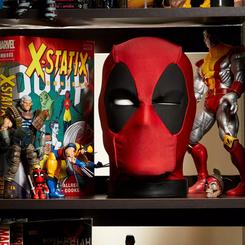 Añade a tu colección la cabeza premium e interactiva de Deadpool de Marvel Legends, una réplica a escala 1:1 que lleva el coleccionismo a otro nivel. Este artículo coleccionable electrónico está optimizado por una app 