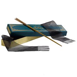 Maravillosa, detallada y mágica réplica oficial de la varita de Newt Scamander, el protagonista de la serie de películas Animales Fantasticos. Viene en una bonita caja de regalo y con una cenefa para adornar.